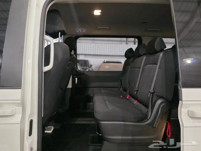 للبيع ستاريا 2022 ديزل (( تم البيع )) . 17