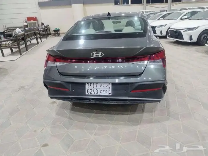 هونداي النترا 1.6موديل 2023 وموديل 2024مختلف الالوان(مستعمل) 2