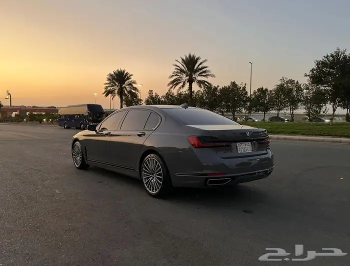 للبيع BMW 730 Li ممشى 60 الف موديل 2020 نظيف جدا 4