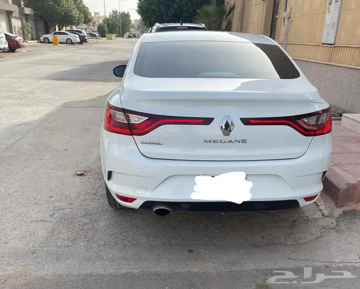 رينو ميغان 6