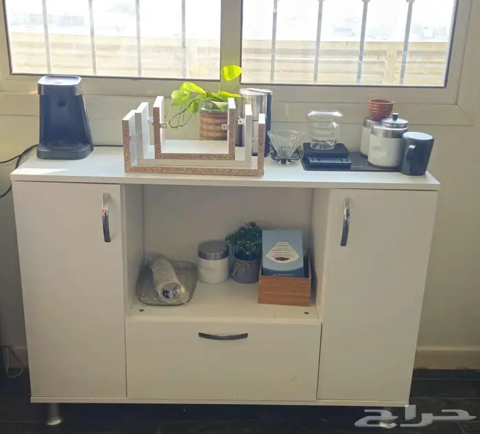 اثاث بيت وأجهزة للبيع بداعي السفر كنب غرفة نوم براد غاز 24