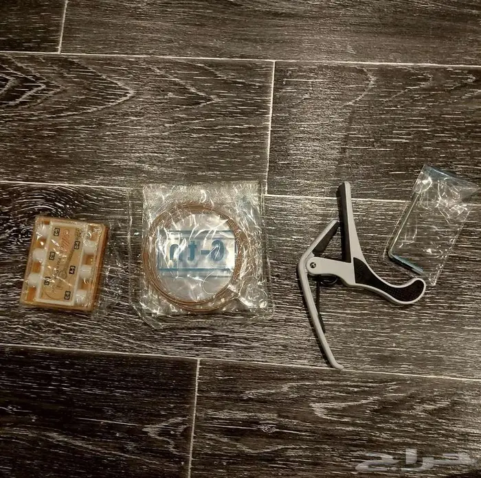 اثاث بيت وأجهزة للبيع بداعي السفر كنب غرفة نوم براد غاز 48