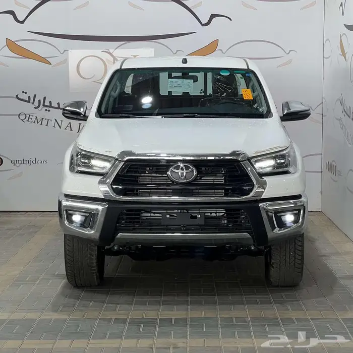 هايلوكس SGLX م2.4 فل كامل دبل ديزل تماتيك 2025 عرض خاص 1