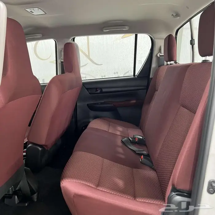 هايلوكس DLX م2.4 سلق دبل ديزل قير عادي او تماتيك2025 عرض خاص 4