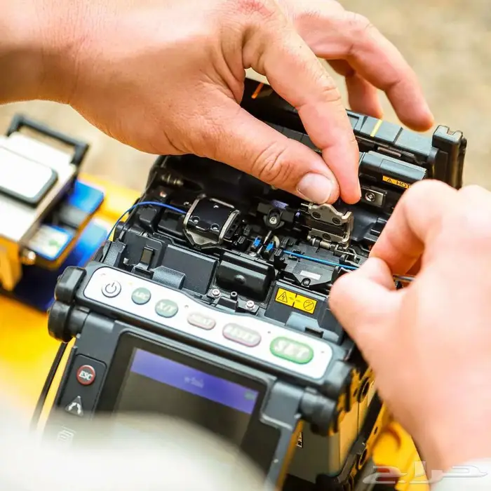 خدمات شبكات وFiber احترافي للشركات والمؤسسات 7