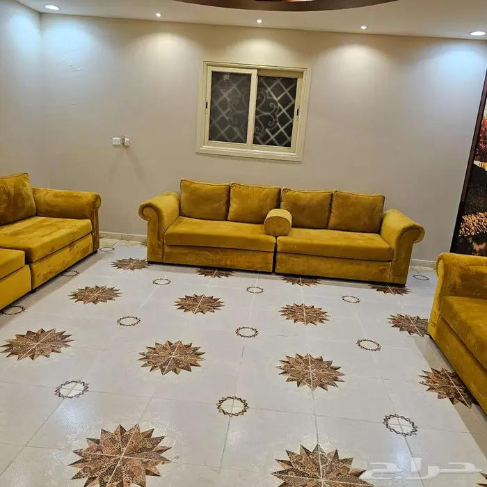 كنب نظيف للبيع سبع قطع 1