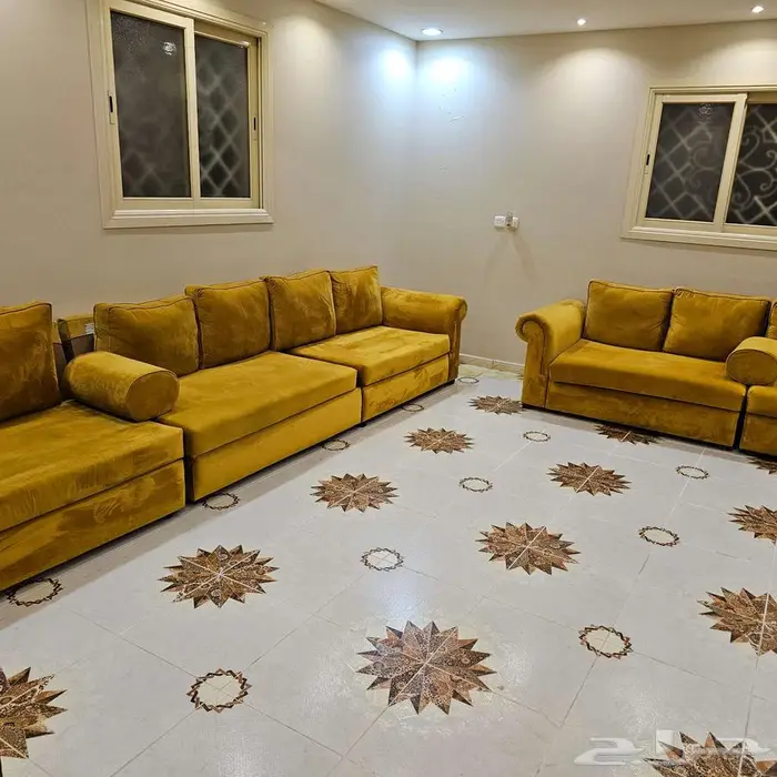 كنب نظيف للبيع سبع قطع 2