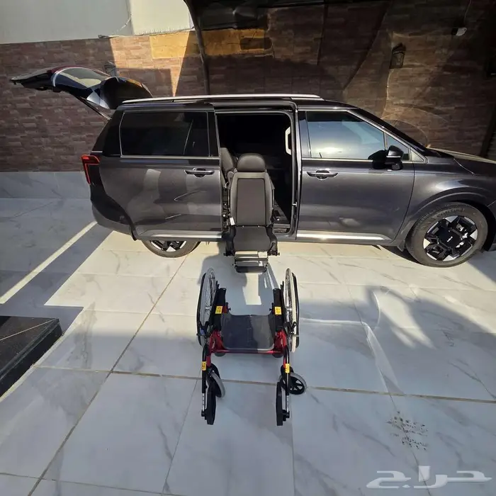 كيا كارنيفال 2025 نص فل 14