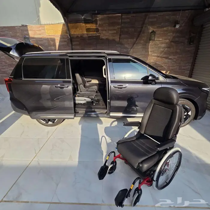 كيا كارنيفال 2025 نص فل 20