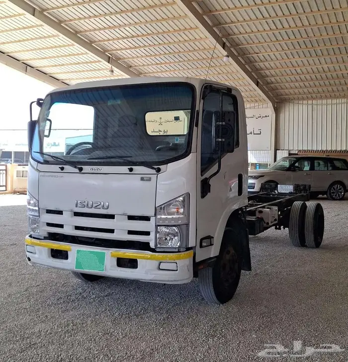 ايسوزو دينا شاص 5 متر قير عادي 2013 1