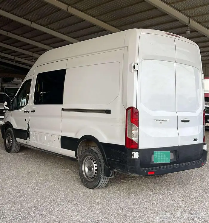 فورد فان ترانزيت قير عادي 2023 11