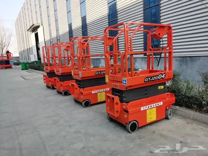 تأجير رافعات شوكيه وشيزر لفت ومان لفت وجميع انواع المعدات 4