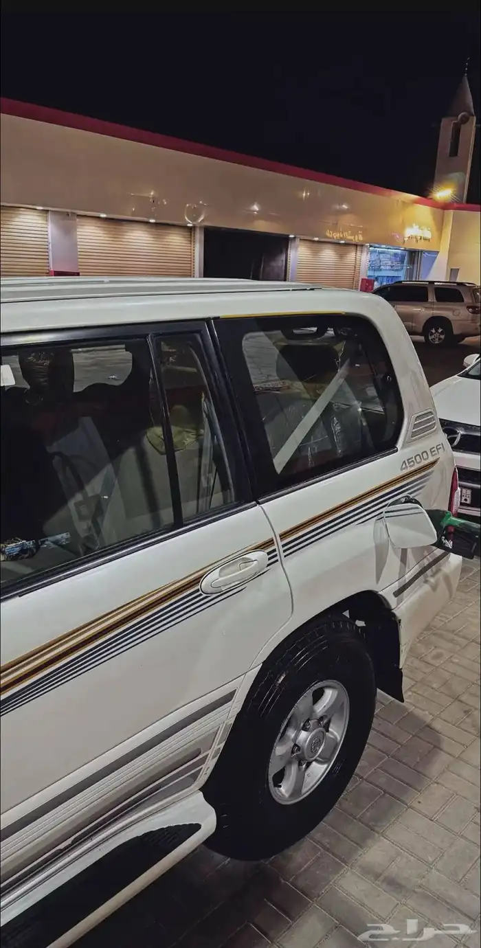 تويوتا لاندكروزرGXR 2001 مستعملة للبيع 2