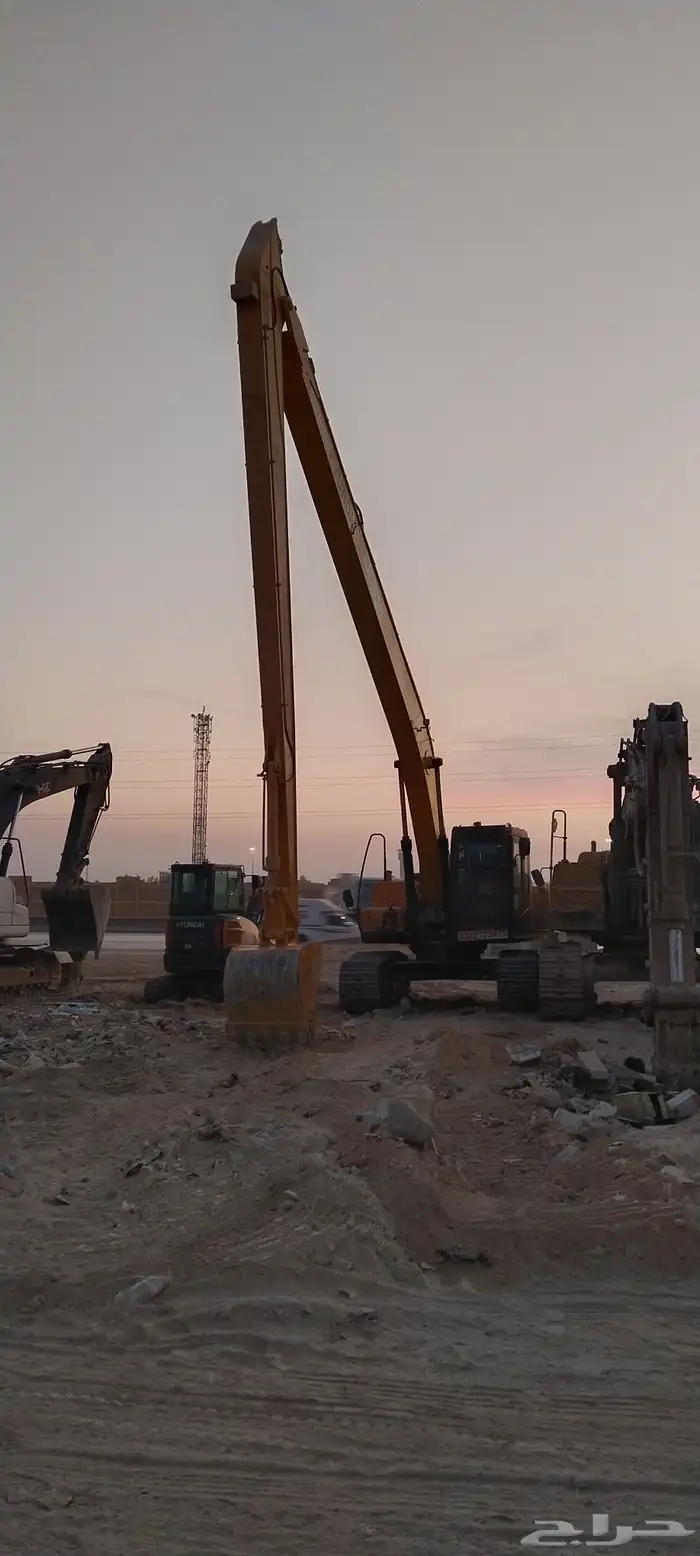 بوكلين بوم طويل للايجار اليومي او الشهري 4