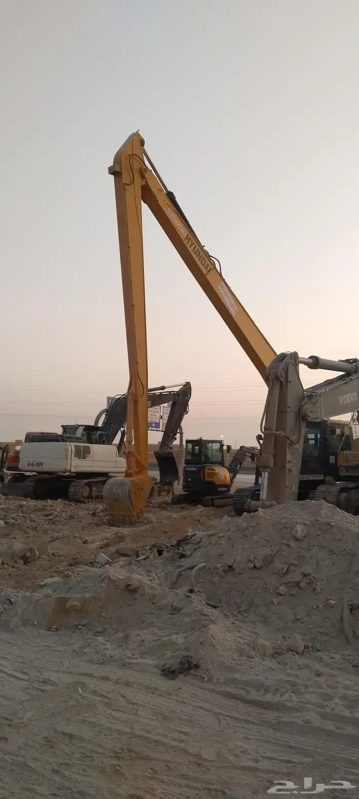 بوكلين بوم طويل للايجار اليومي او الشهري 0