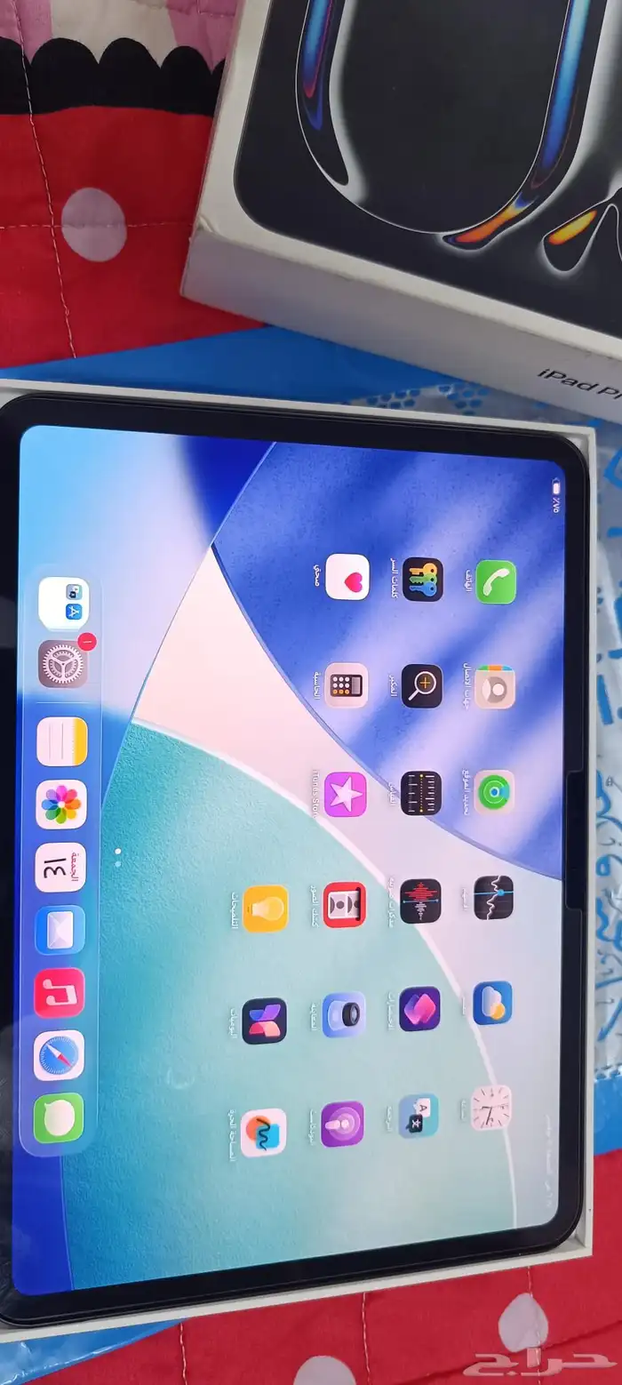 ايباد برو M4 4