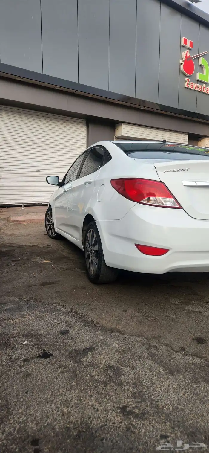 2016 Hyundai Accent Full Option 1