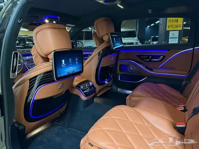 مايباخ S580 4MATIC 2022 16