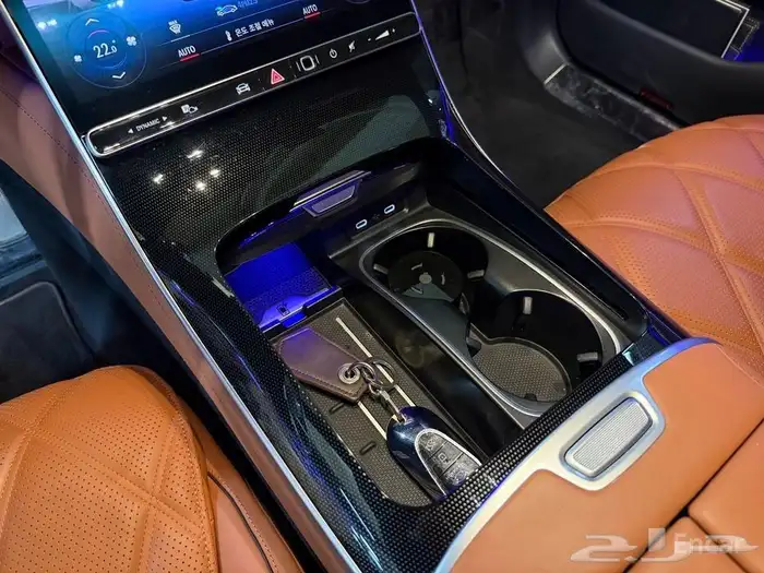 مايباخ S580 4MATIC 2022 9