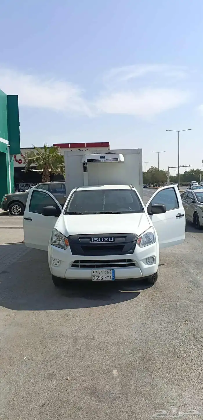 سياره ايسوزو للايجار 0