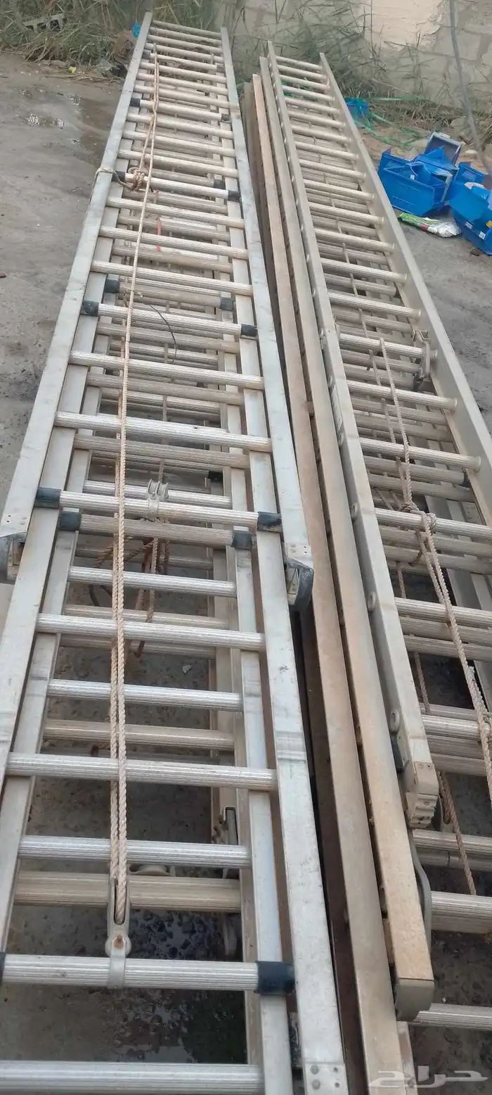 سلم شبه جديد (30)متر صناعة اUSA 1