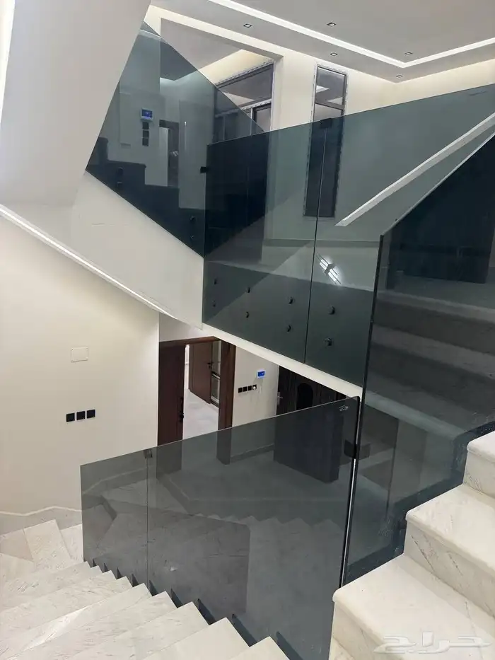 فلل بتصميم عصري وتشطيب راقي 15