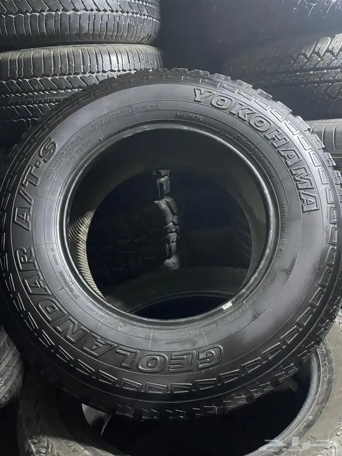 كفرات نص حجري يوكوهاما 265 70 17 5