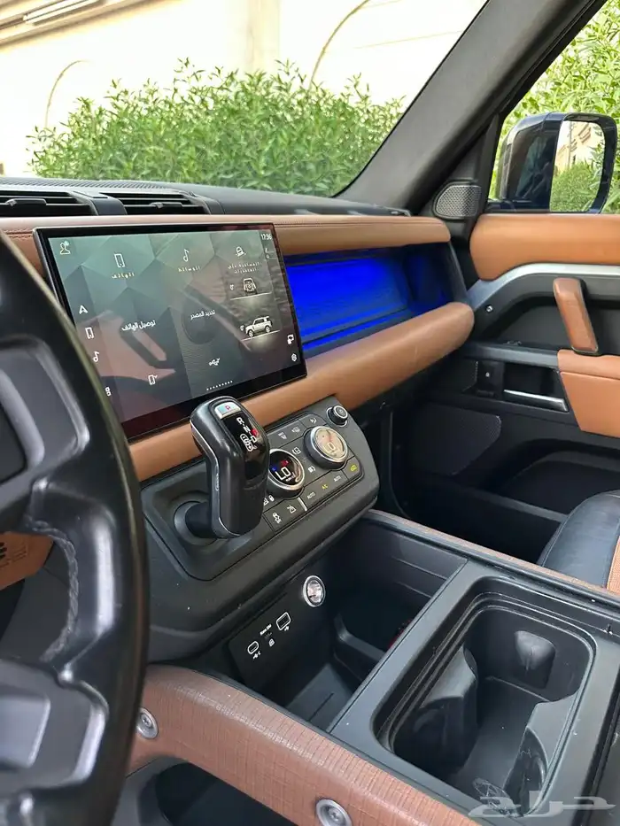 ديفندر 2022 X ناغي نظيف وبحاله ممتازه 9