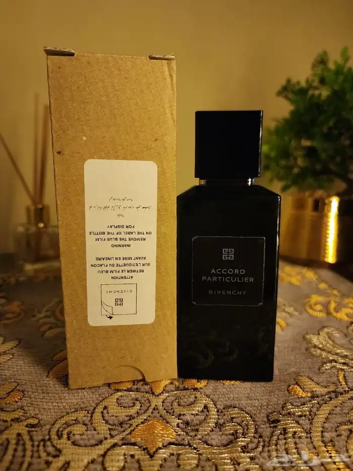 عطر اكورد من حصريات جيفنشي 0