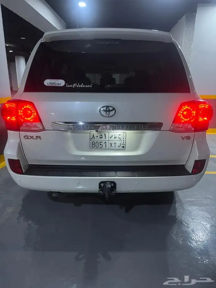 لاندكروزر نظيف جدا ممشى قليل 7