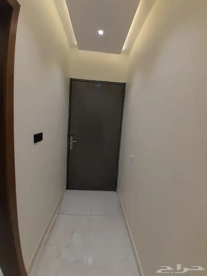 للبيع روف ارضي بمدخل سيارة تشطيبات فاخره بسعر 620الف 9