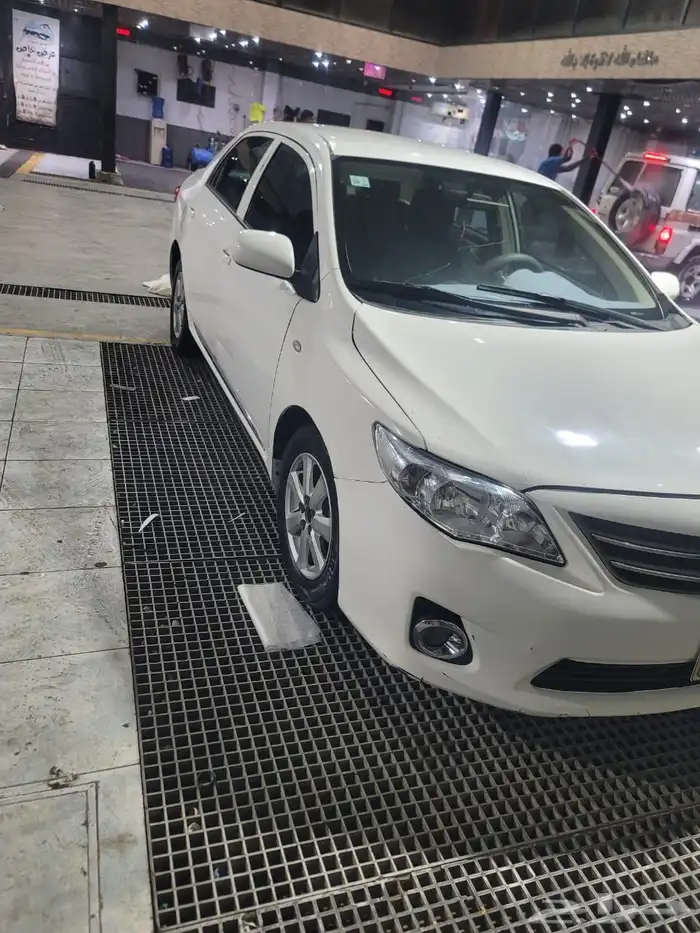 تويوتا كورولا 2011 قير عادي نظيفه جدا 8