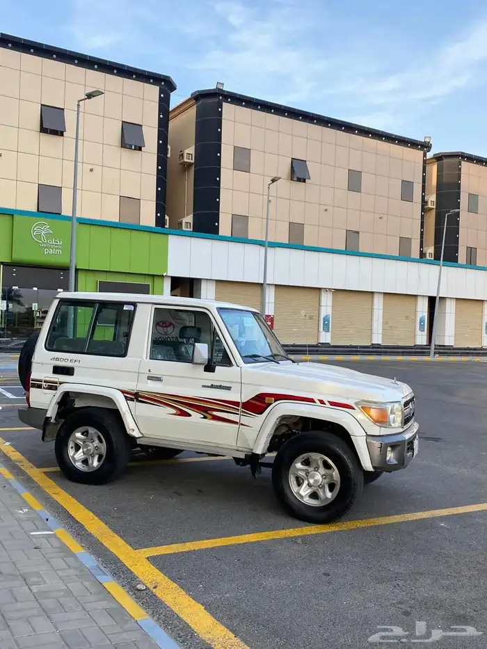 ربع 2011للبيع 11