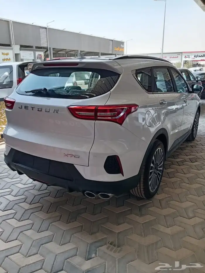 جيتور X70 لاكجري 7 مقاعد موديل 2025 8