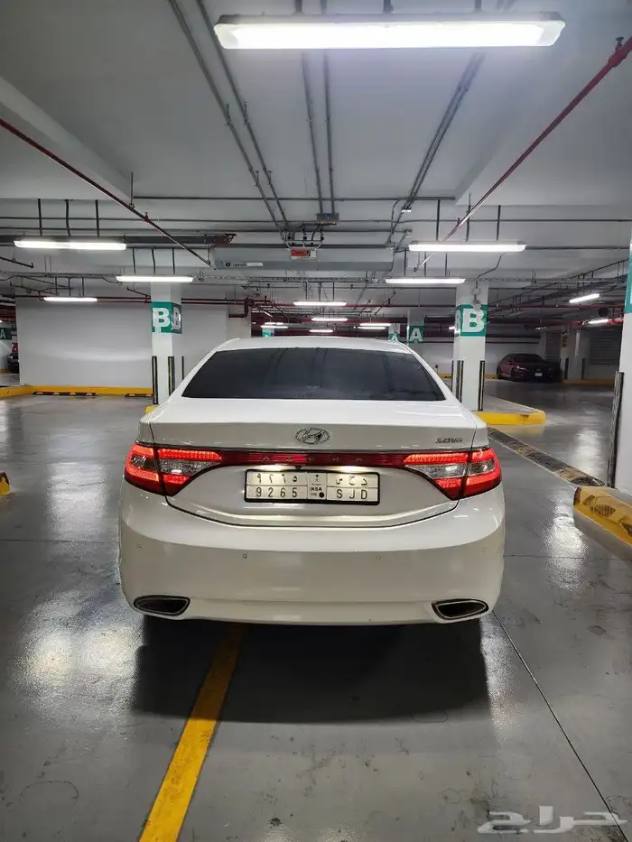 هيونداي ازيرا 2015 6