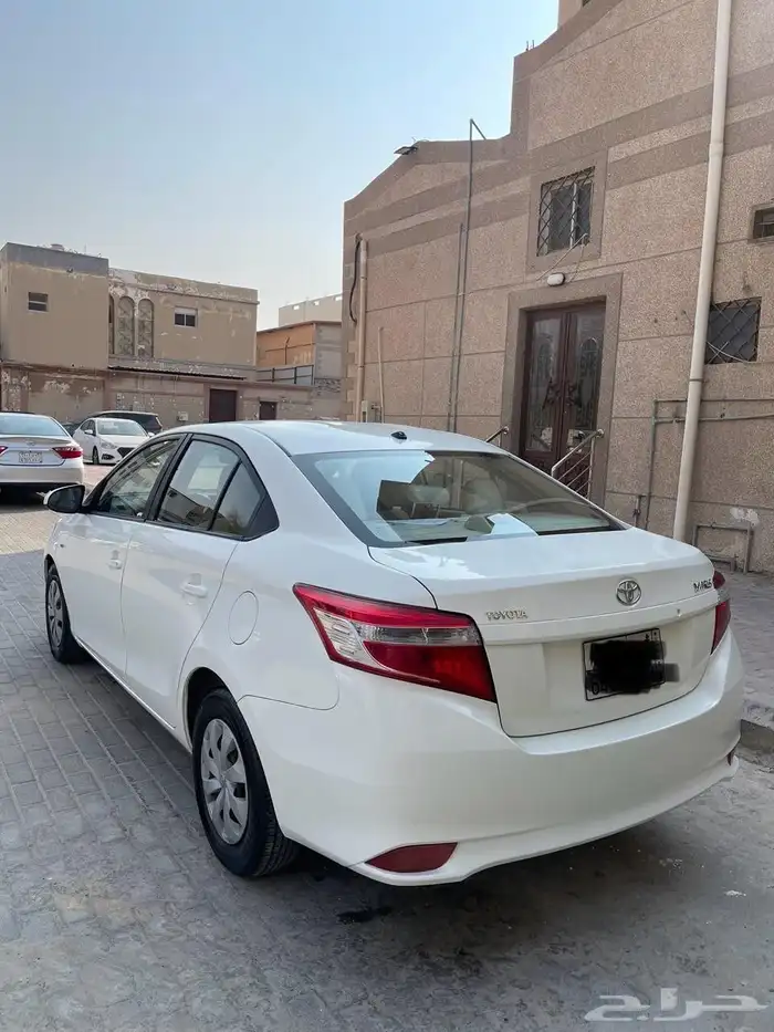 للبيع يارس 2015 2