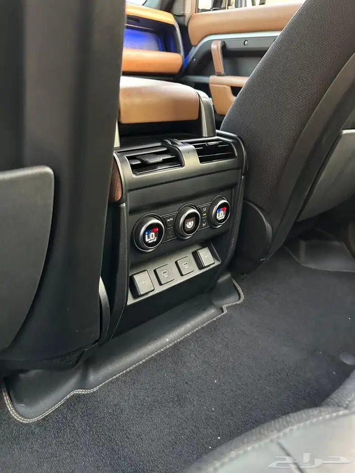 ديفندر 2022 X ناغي نظيف وبحاله ممتازه 14