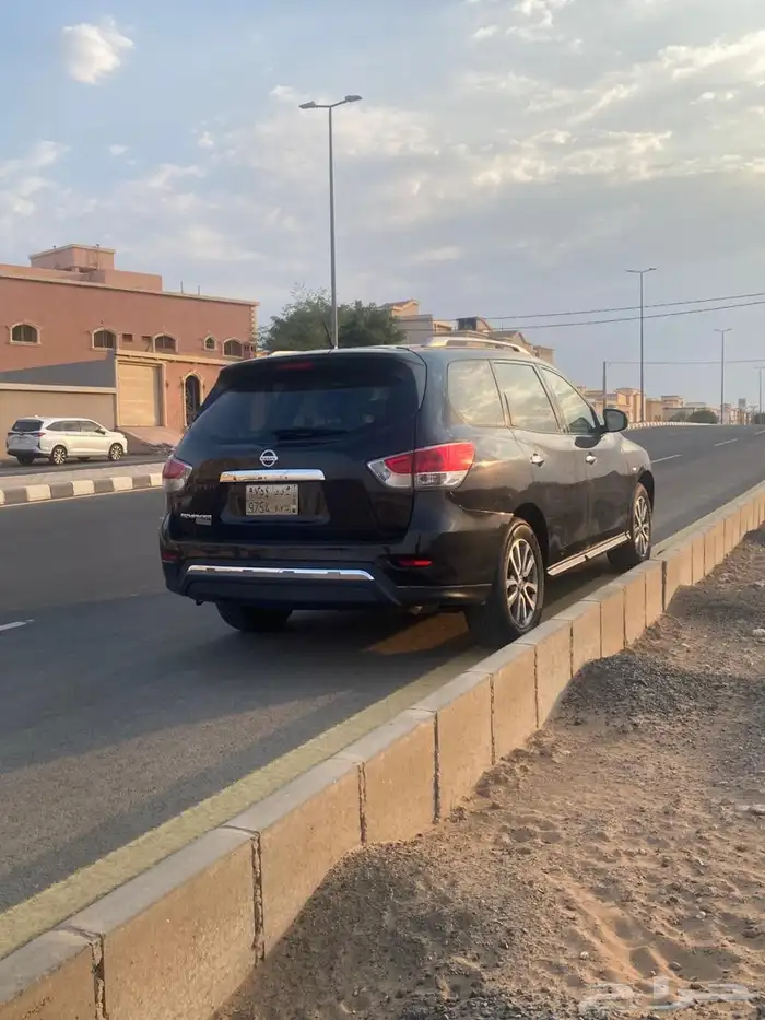 نيسان بثافندر 6سلندر موديل 2016 0