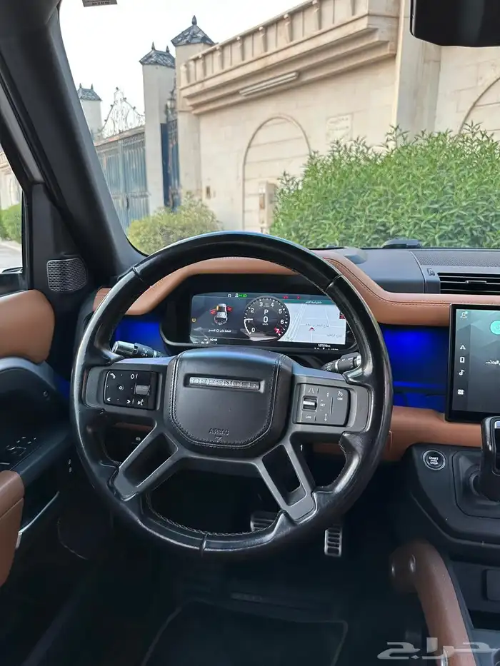 ديفندر 2022 X ناغي نظيف وبحاله ممتازه 13