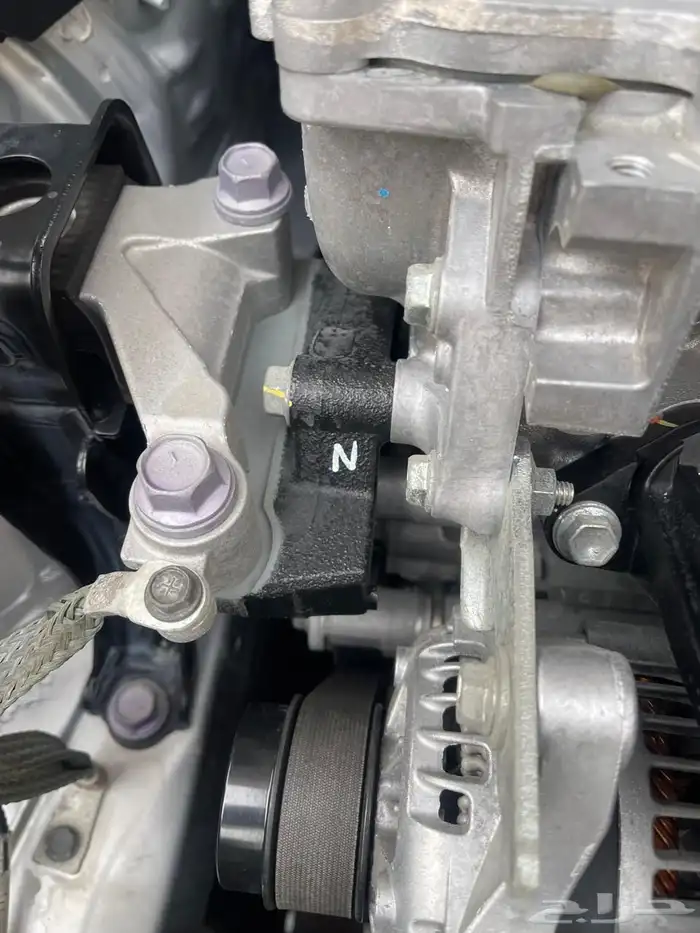 البيع كرولا مخزن بحالة الوكالة أربع سلندر 34