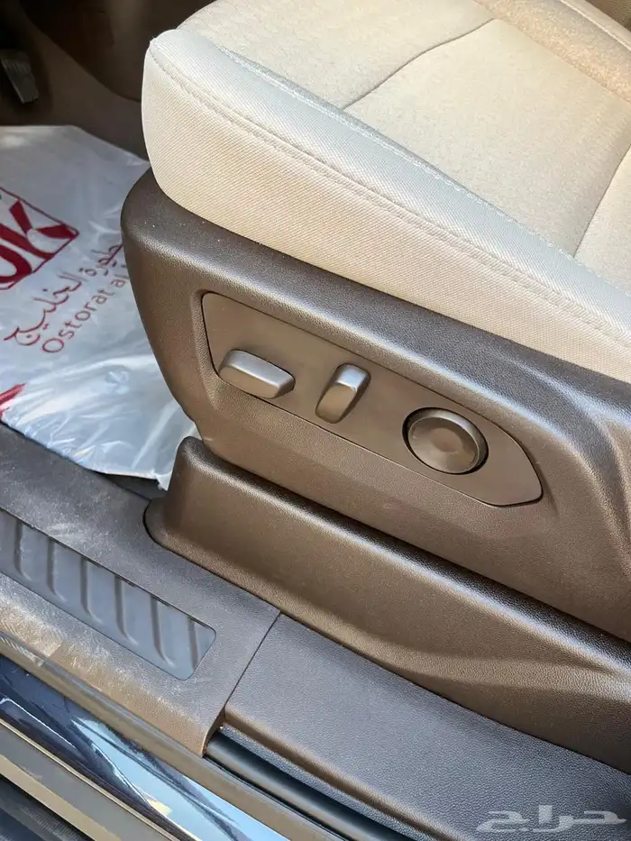 يوكون 2023 SLE قصير ( دبل ) ماشي 14990 فقط 19