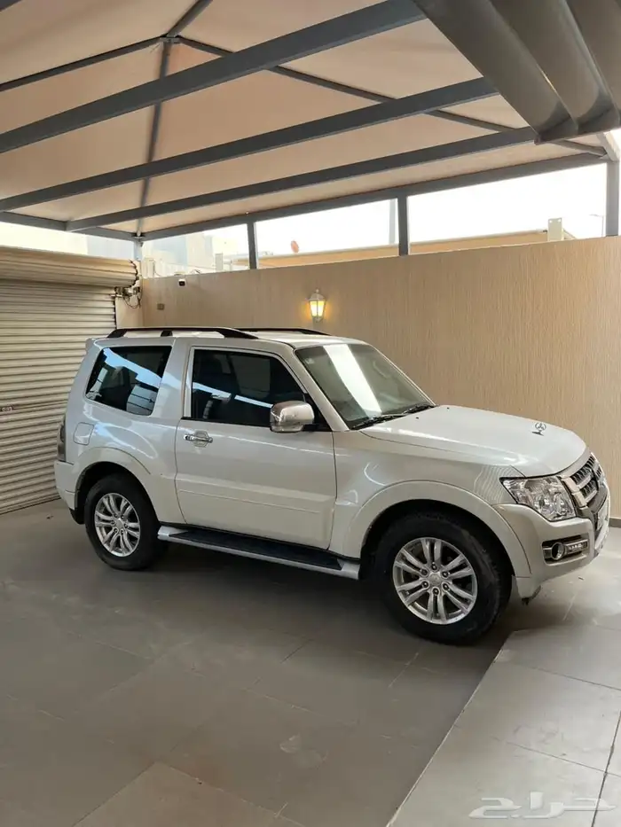 باجيرو ربع باب واحد نظيف 0