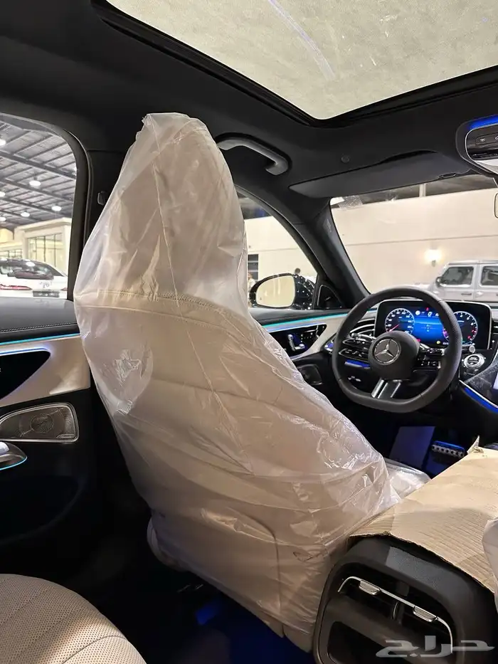 مرسيدس E300 2025 AMG فل كامل اصفار . رصد الفخامة 12