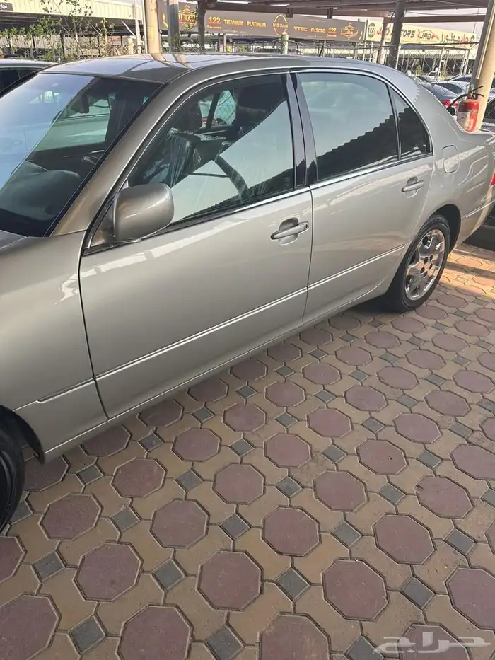 لكزس LS430موديل 2002 إمارتيه 2