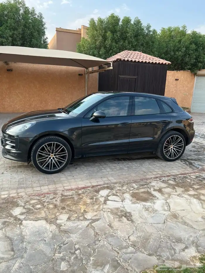 للبيع بورش ماكان 2020 2