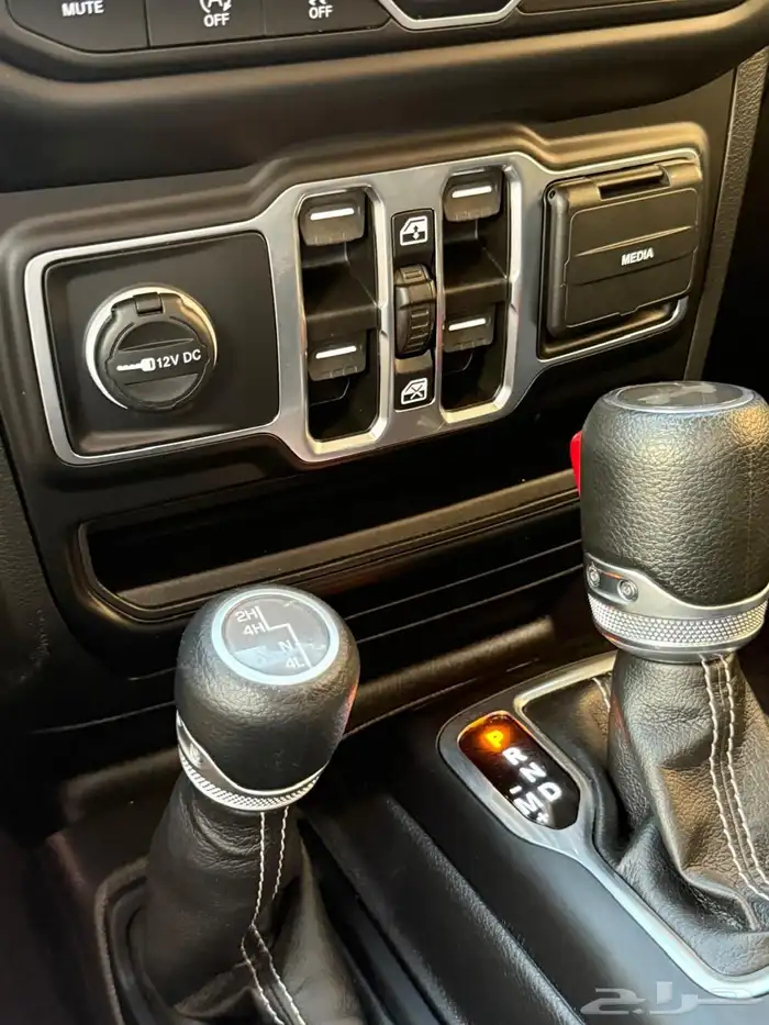 رانجلر صحاري 2023 ( V6 بحالة الوكالة ) 27