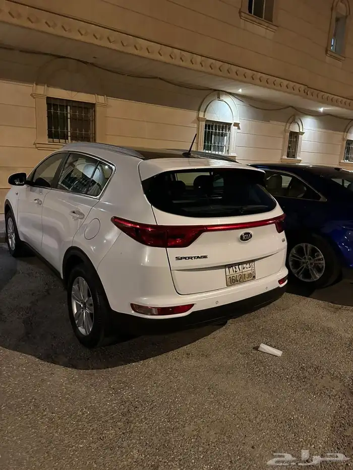 سبورتاج 2017 نصف فل بانورما مالك اول 1600 سي سي 5