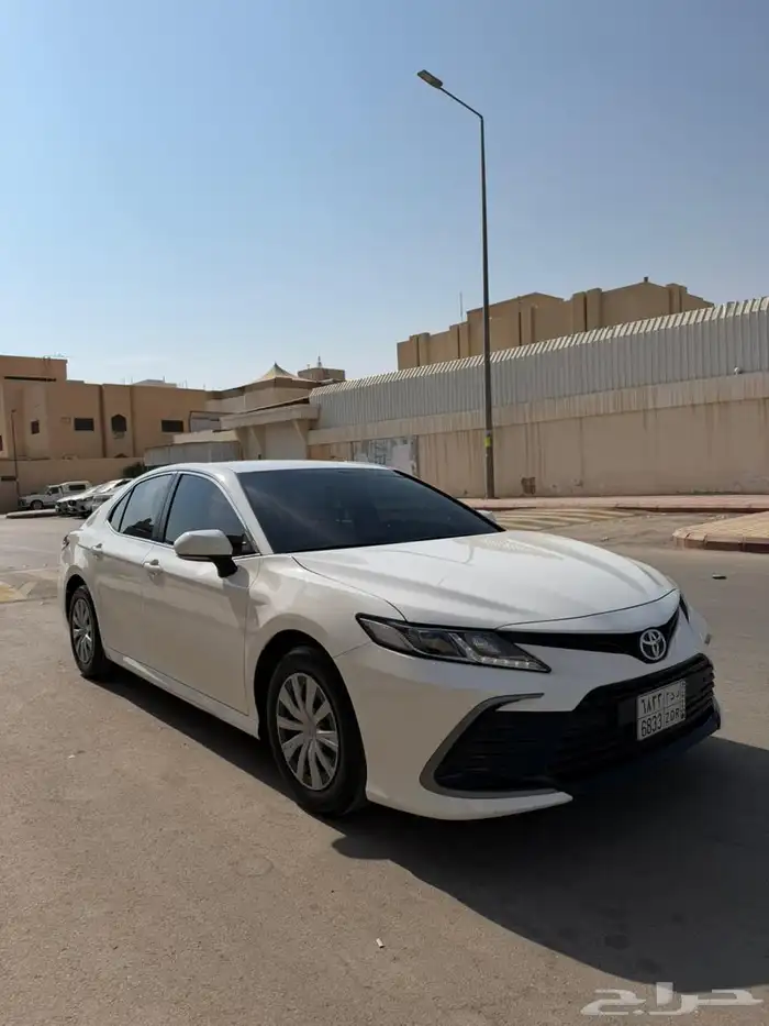 للبيع كامري 2024 3