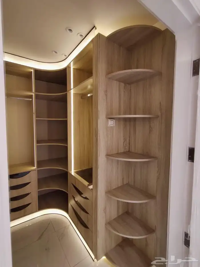 نجار محترف لتنفيذ كافة الأعمال الخشبيه 2