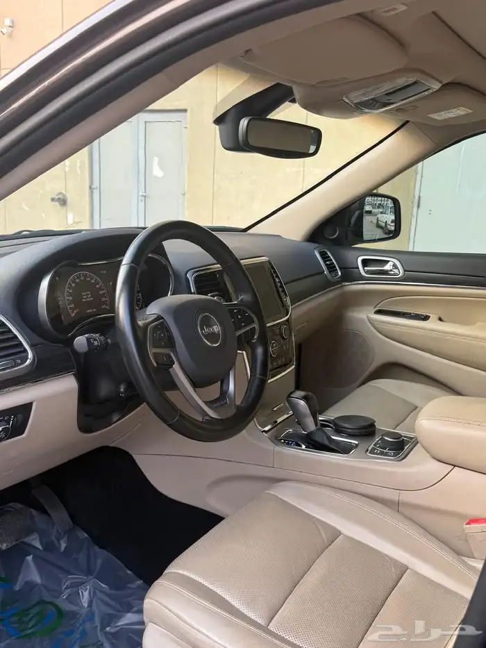 جيب جراند شروكي فل لمتيد 8